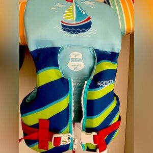 Speedo infant swim vest (up to 30#) NWOT